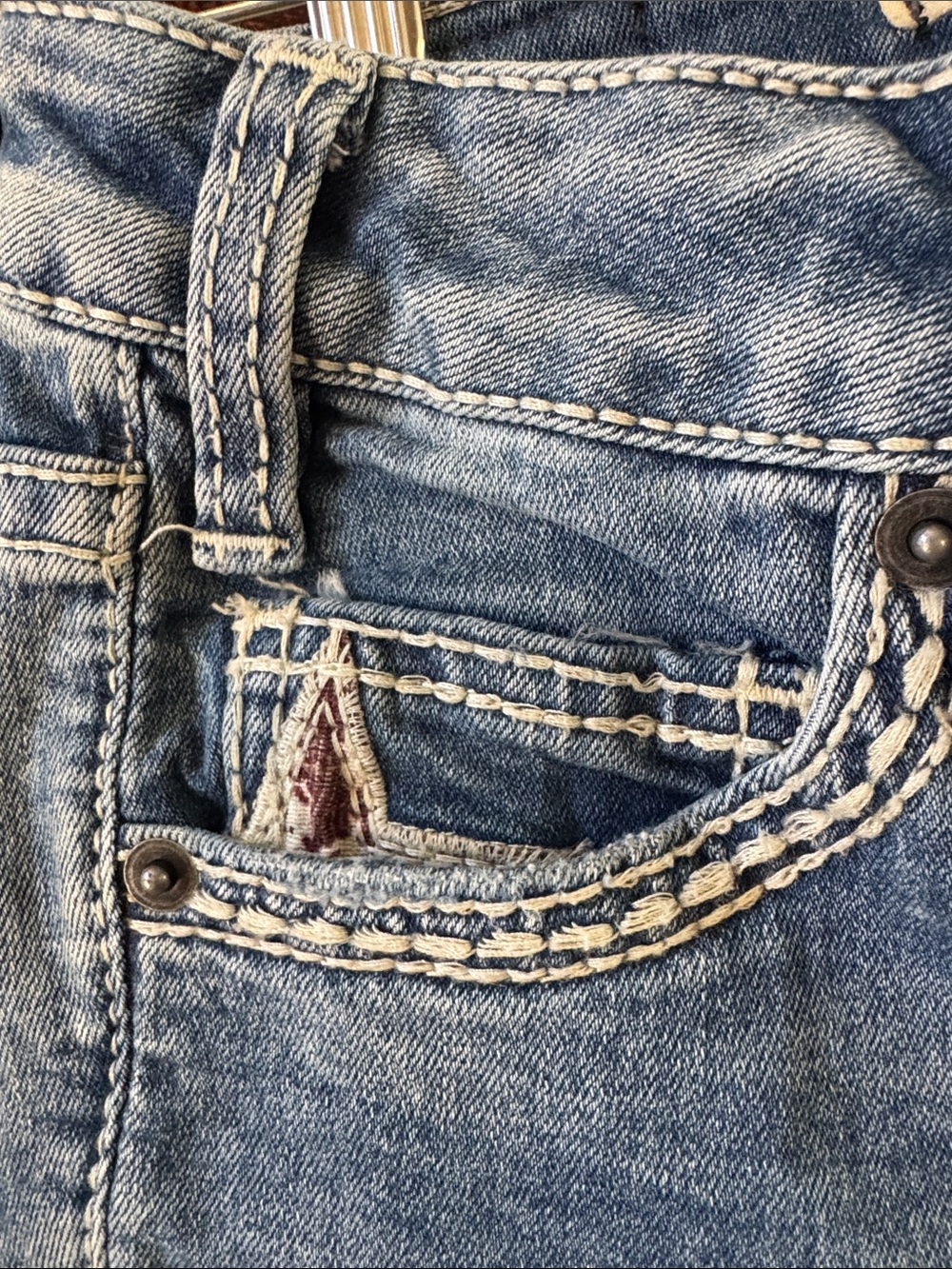 Rock & Roll Denim Women’s Blue Star-Accent Bootcut Jeans - Picture 7 of 12